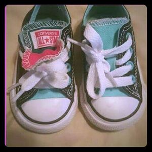 Baby girl converse
